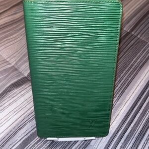 Louis Vuitton Vintage Epi Leather Checkbook Card Holder-EUC
